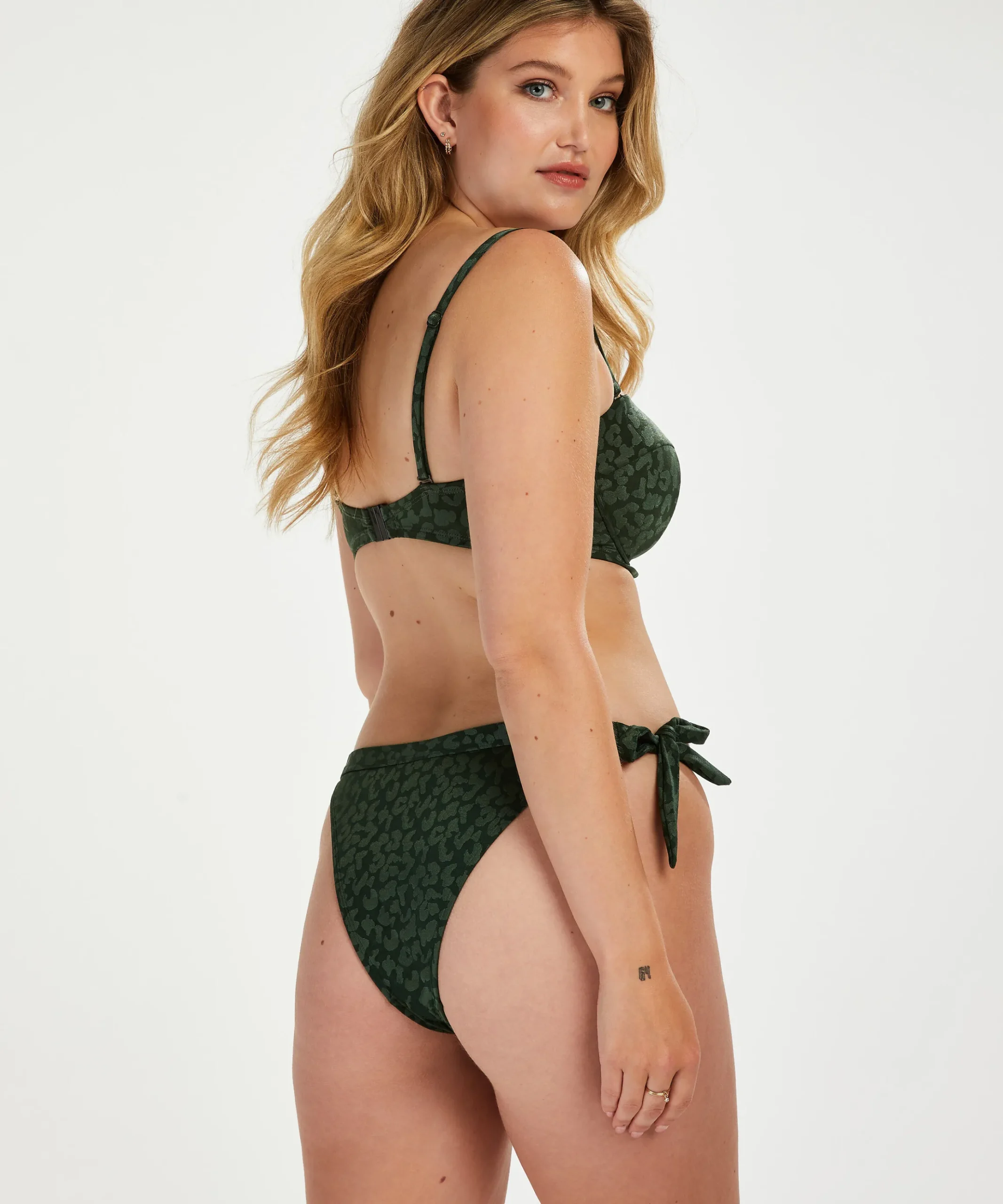 Brazilian Bikini-Slip Tonal Leo<Hunkemöller Clearance