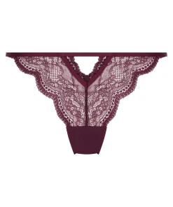 Brazilian Isabelle<Hunkemöller Hot