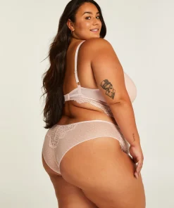 Brazilian Marilee<Hunkemöller Store