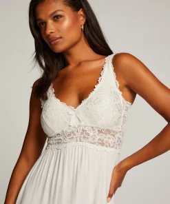 Slipdress Nora Lace<Hunkemöller Clearance