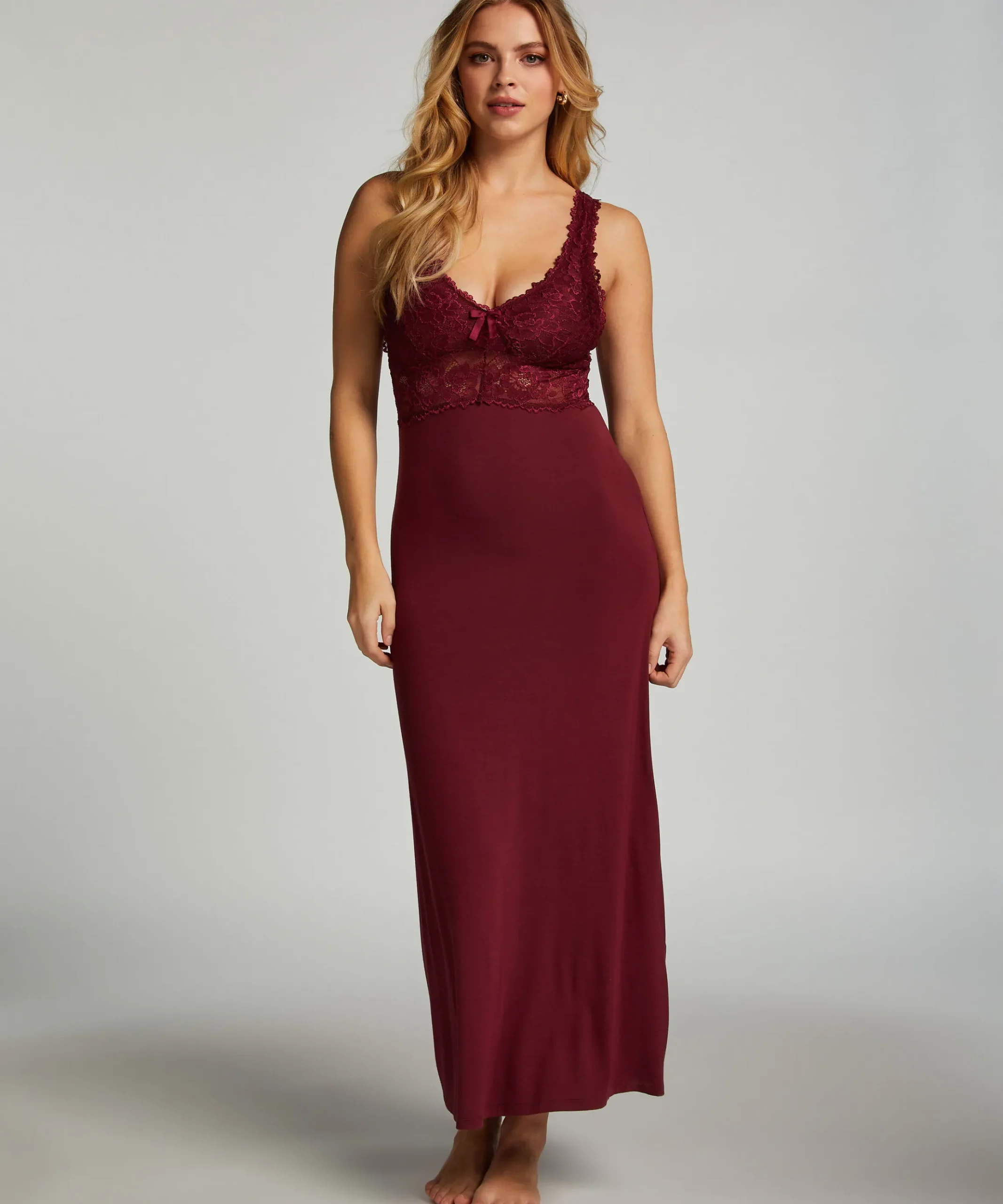 Slipdress Nora Lace Long<Hunkemöller Fashion