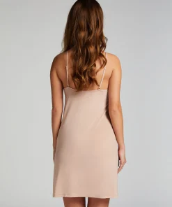 Straffendes Unterkleid<Hunkemöller Clearance