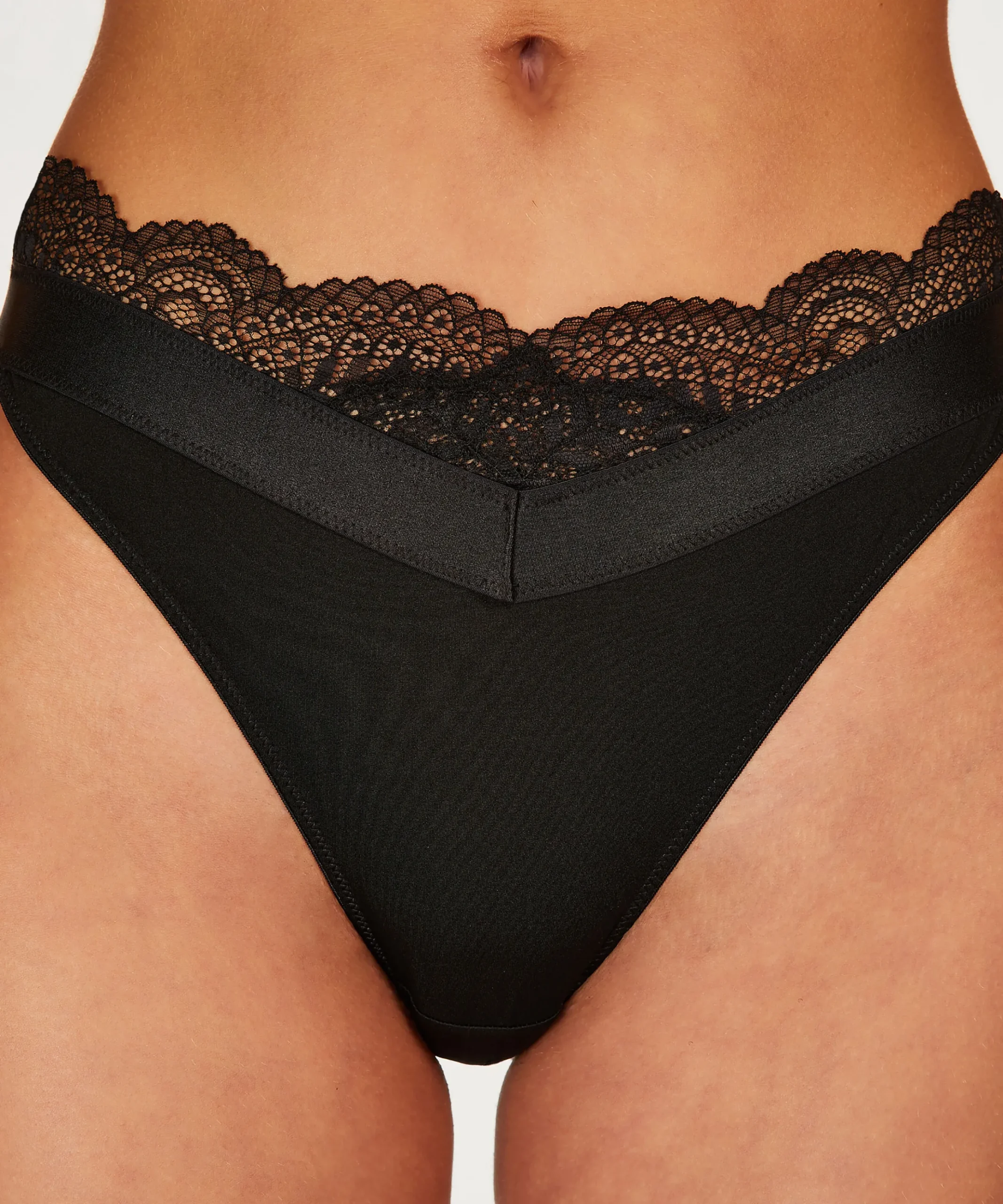 String Cheyenna<Hunkemöller New