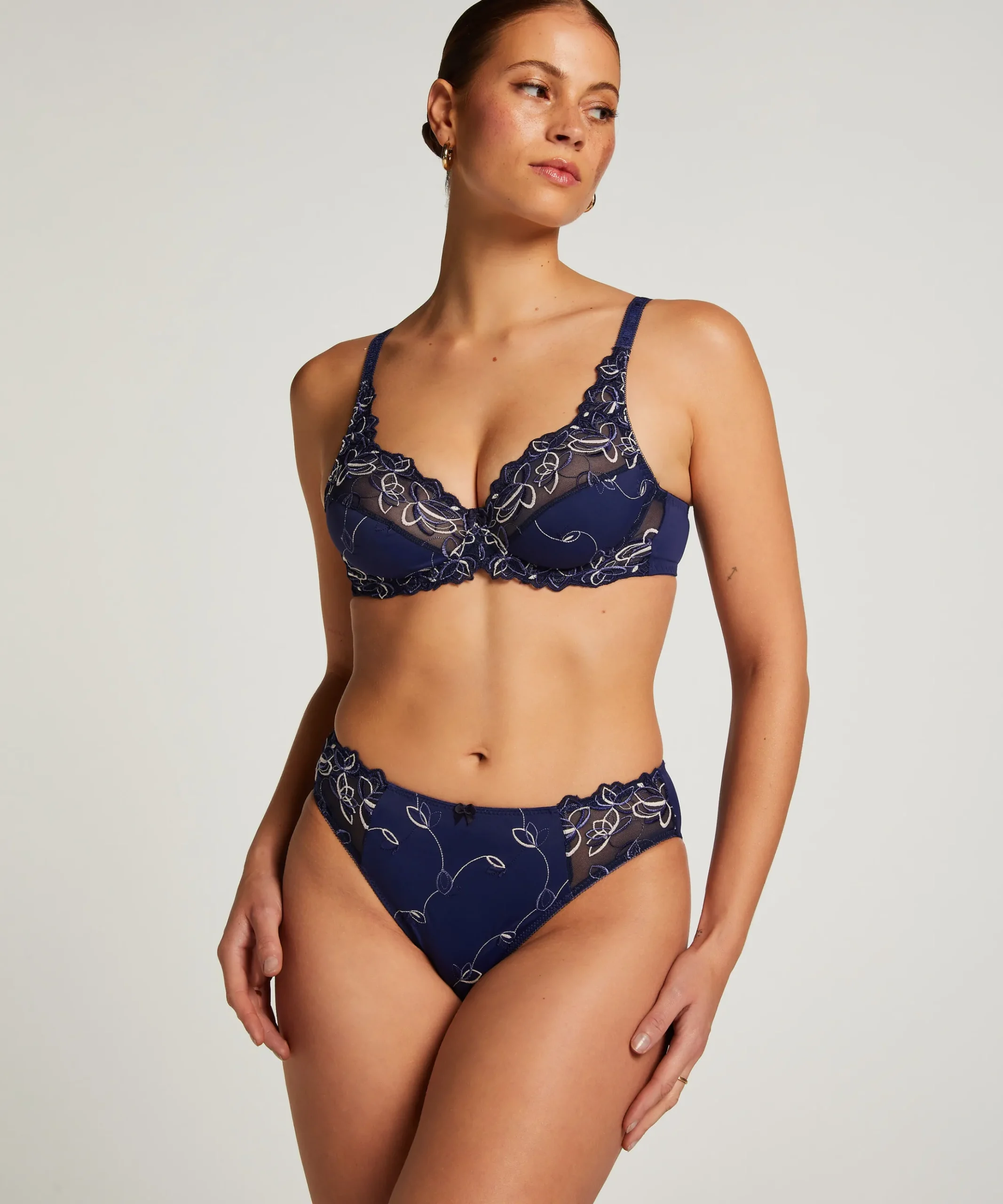 Unwattierter Bügel-Bh Diva<Hunkemöller Store
