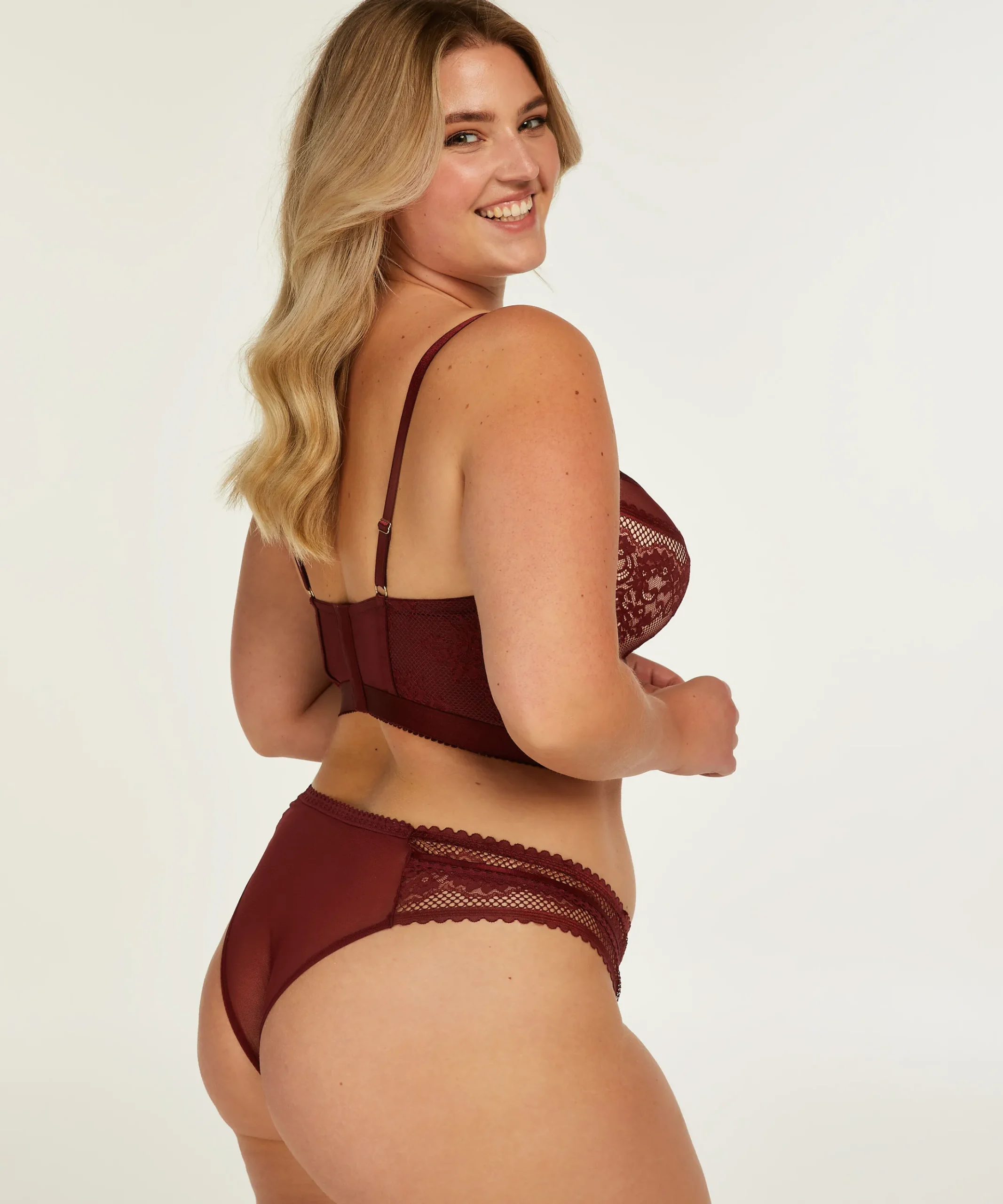 Vorgeformter Longline-Bügel-Bh Malika<Hunkemöller Store